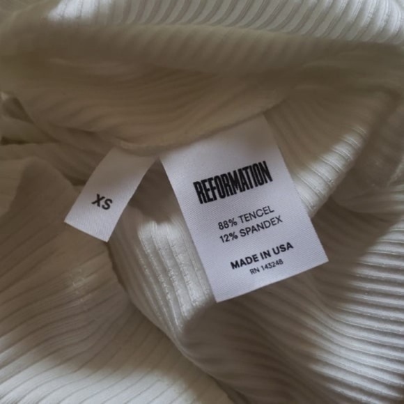 Reformation Ribbed White Long Sleeve - Picture 3 of 4